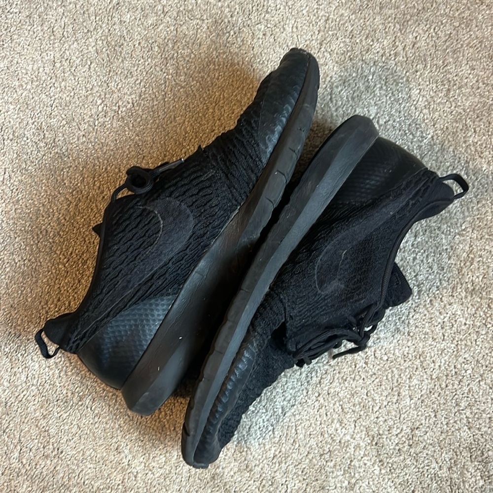 Nike Sneakers!